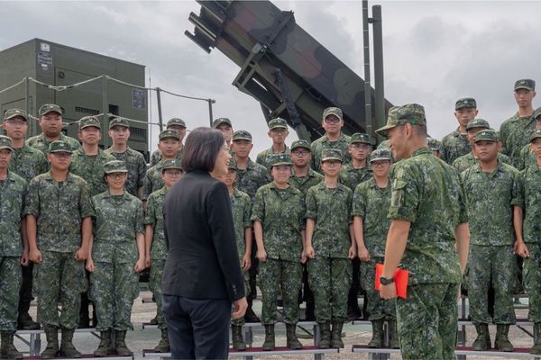 Taiwán creará una fuerza de reservistas lista para el combate mientras crece el temor a un ataque desde China