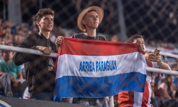 Hinchas podrán regresar a la cancha para alentar a la albirroja en las eliminatorias