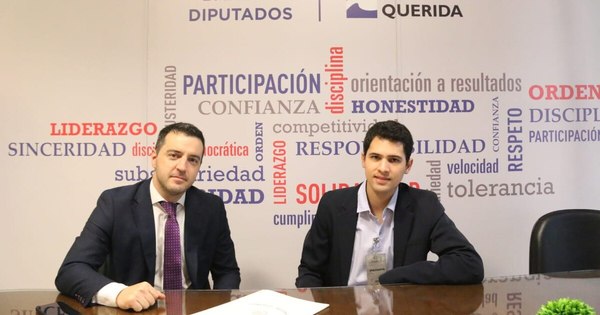 La Nación / Candidato a concejal de Asunción presenta proyecto “plan de los 6 dedos”