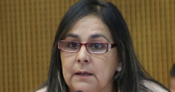 La Nación / “Atacar a la propiedad privada es algo grave”, afirmó senadora Arrúa