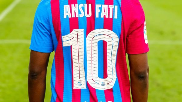 Ansu Fati hereda el dorsal 10 de Messi