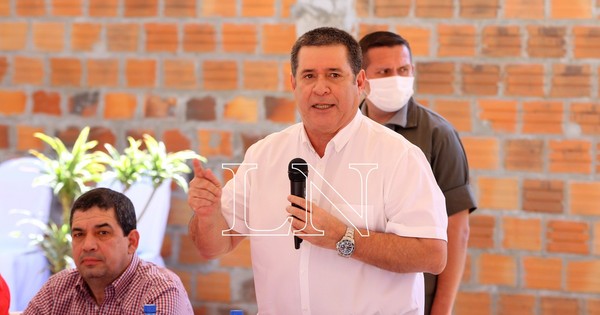 La Nación / Horacio Cartes pide a candidatos ser la herramienta para asistir al pueblo