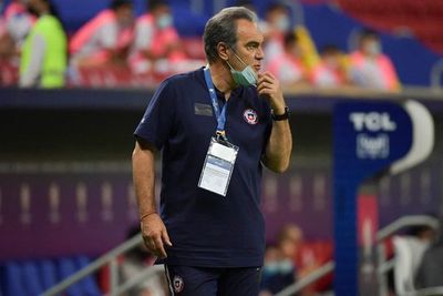 Chile buscará quitarle el invicto a Brasil y escalar en las eliminatorias - Fútbol Internacional - ABC Color