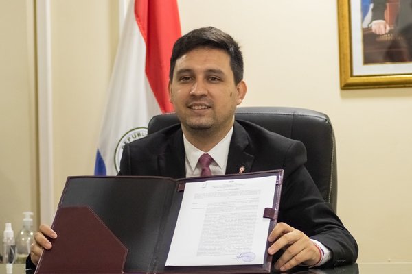 Secretaría de la Juventud suma 1.000 becas más a su oferta preexistente - El Trueno