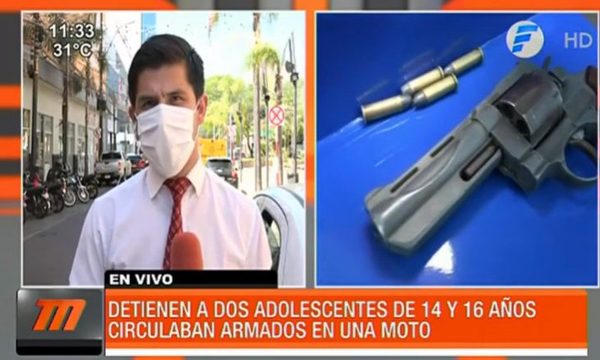 Detienen a dos adolescentes que circulaban armados | Telefuturo