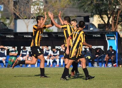Con cuatro encuentros arranca la tercera fecha de Formativas - Fútbol - ABC Color