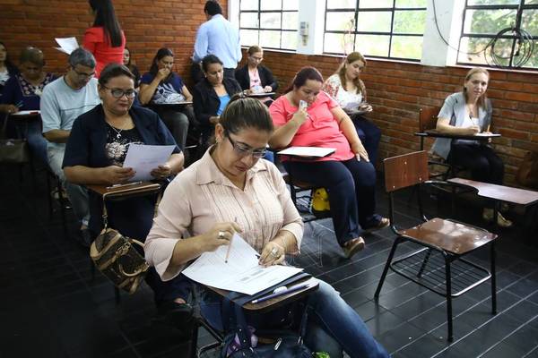 Aplazo masivo: 85% de docentes no pasó examen para cargo de directores