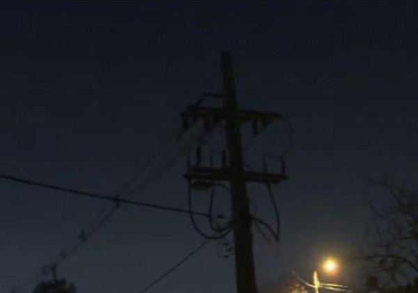 Ladrones de cables dejaron a oscuras la Costanera Norte - SNT