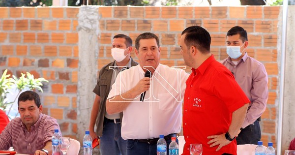 La Nación / Abc Color tergiversa expresiones del expresidente Cartes durante un encuentro político