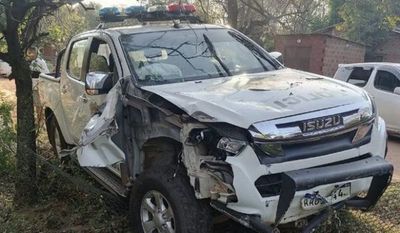 Una patrullera choca a un hombre tras persecución a motochorros