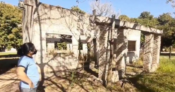 La Nación / San Pedro: otra escuela cuya infraestructura no es la adecuada para recibir a los estudiantes