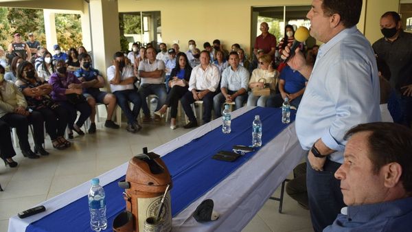 Harrison dice que Cartes es un líder dominante en la ANR