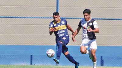 Triqui y Tacua igualan en duelo  pendiente