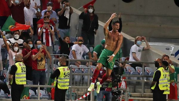 CR7 y un salto a la historia