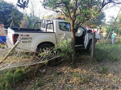 Patrullera embistió a peatón mientras perseguía a motochorros - Nacionales - ABC Color