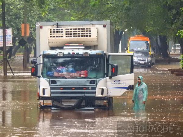 Inconvenientes por excesos de lluvia en CDE