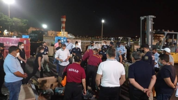 Diario HOY | Aeropuerto: incautan piezas para armar 100 ametralladoras