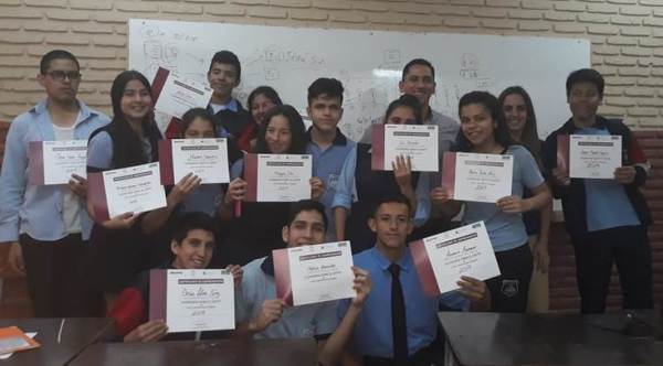 Jóvenes recibirán educación financiera de forma gratuita mediante el programa EduACCIÓN