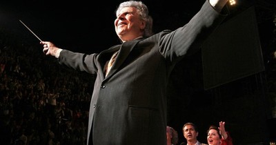 La Nación / Muere Mikis Theodorakis, compositor célebre por “Zorba el griego”