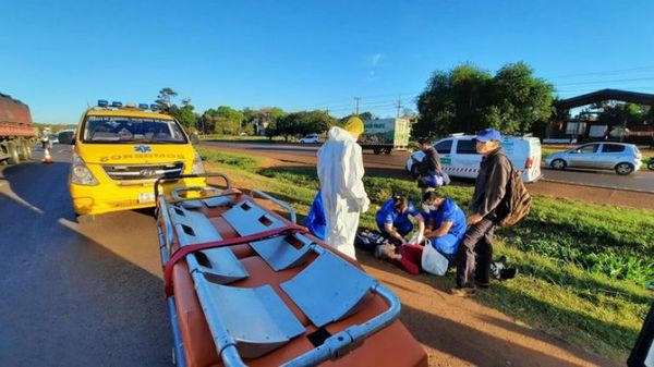 Motociclista atropella y mata a octogenaria en Minga Guazú