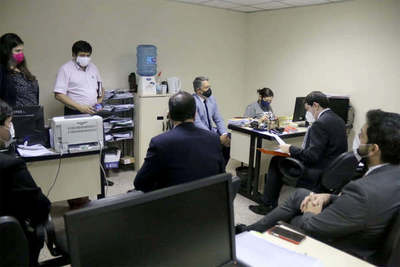 Insumos Chinos: Confirman juicio oral para los Ferreira - Judiciales.net