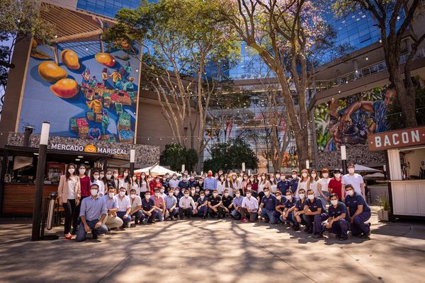 Shopping Mariscal cumple 25 años - Empresariales - ABC Color