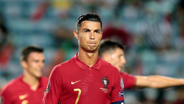 Cristiano deja la concentración de Portugal por acumulación de tarjetas