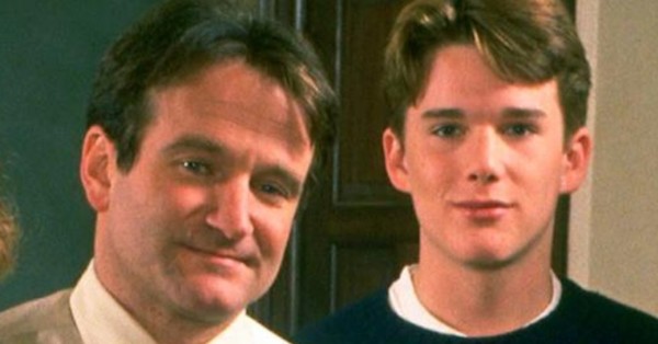 Ethan Hawke sobre su experiencia con Robin Williams en “El club de los poetas muertos”: “Pensé que me odiaba” - C9N