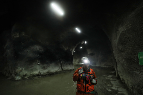 Mineros de la chilena Codelco, mayor productora de cobre del mundo, cesan huelga - MarketData