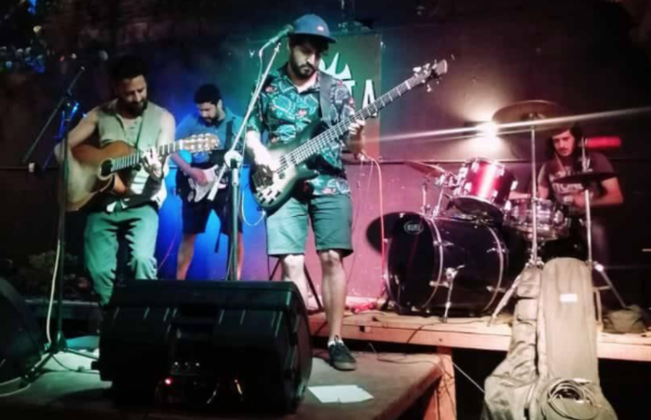 Diario HOY | Banda "Aguara" debuta con concierto en Casa Karaku