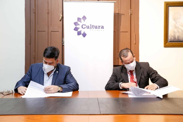 SNC y Registro Civil firman convenio para la preservación de archivos históricos del REC