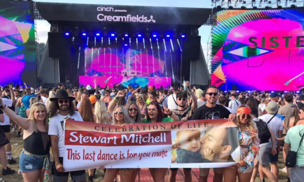 Creamfields: las cenizas de un fan de Tiesto disparadas desde un cañón de confeti