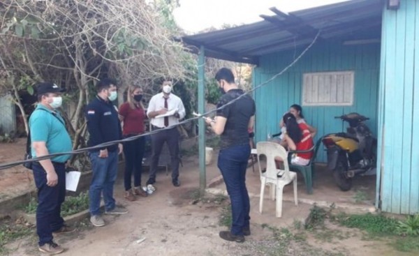 Dos imputados tras rescate de adolescente