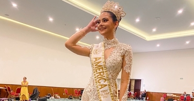 Joven modelo triunfa en México y trae la corona a Paraguay