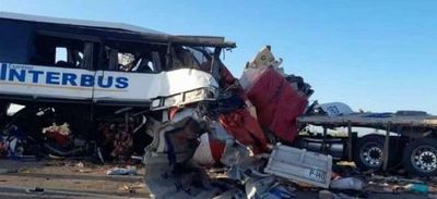 Al menos 16 muertos y 22 heridos deja accidente carretero en el norte de México