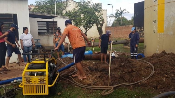 Diario HOY | Por primera vez en 40 años la ESSAP cambia válvulas en Concepción