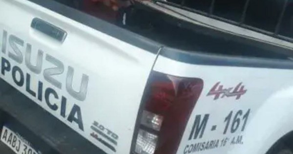 La Nación / Tras larga persecución, detienen a pareja que asaltó bus y desarmó a policías en Asunción