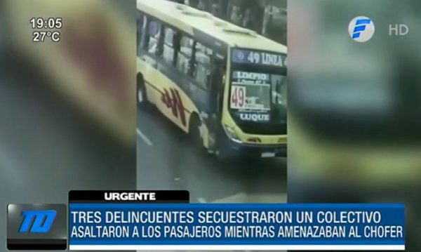 ¡De terror! Secuestraron y asaltaron a pasajeros de un colectivo | Telefuturo