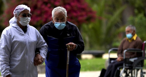 La Nación / Variante Mu detonó letal pico de covid en Colombia