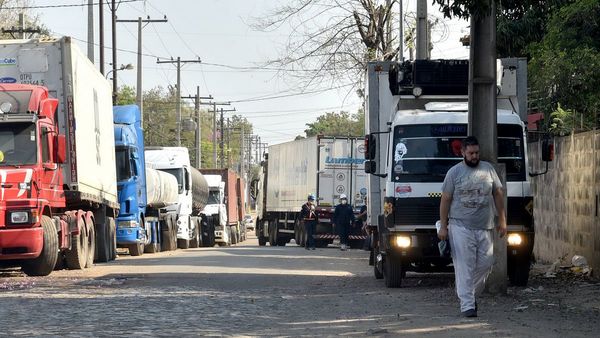 Ante caos, urgen intervención en zona de frigoríficos de Lombardo y Artigas
