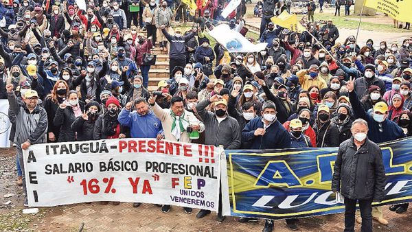 Docentes anuncian lobby para que el reajuste se aplique desde enero
