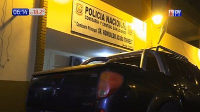 Detienen a presuntos estafadores que retiraban celulares con documentos extraviados | Noticias Paraguay