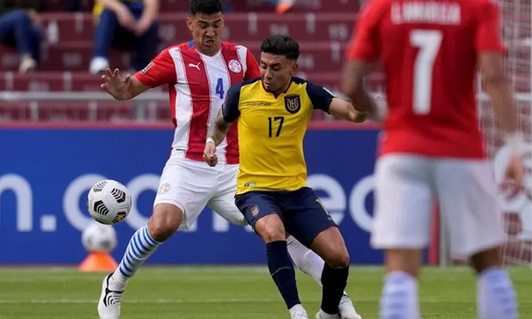 La Albirroja cayó sobre la hora frente a Ecuador - OviedoPress