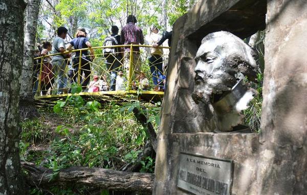 Sin focos de incendio y animales muertos: logran controlar Parque Cerro Corá