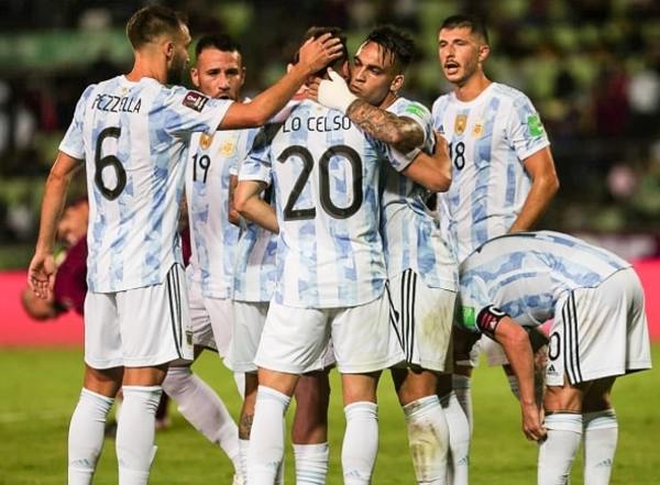 Argentina vence a Venezuela a domicilio