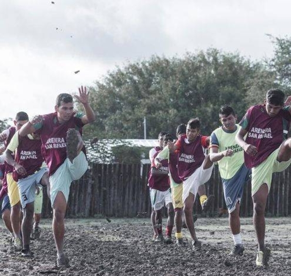 Diario HOY | Agencias paraguayas finalistas en el World Football Summit Awards