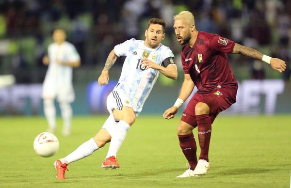 Venezuela se queda sin su central José Velázquez - Fútbol - ABC Color