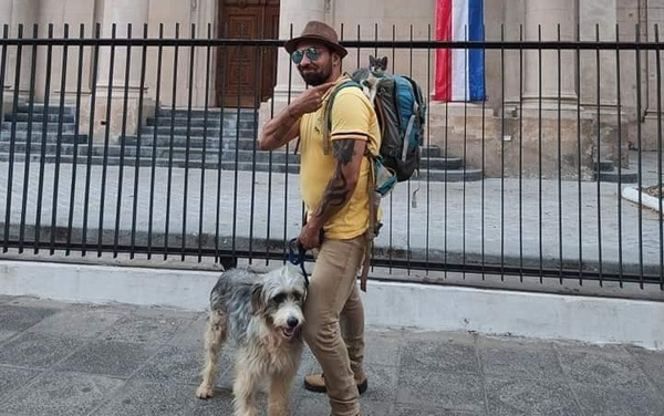 Crónica / Volvió el "Gato Mochilero" en otro michi