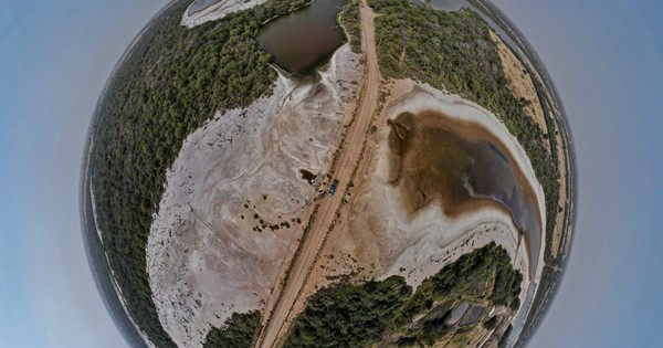 La Nación / Sequía - Loma Plata - Campamento Laguna Capitán. - OJO Galería