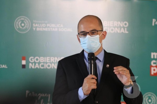 Crónica / Vacunas anticovid para embarazadas, docentes y mayores de 20 años